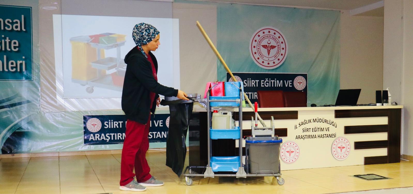 Siirt Eğitim ve Araştırma Hastanesi Eğitim Birimi tarafından organize edilen,
