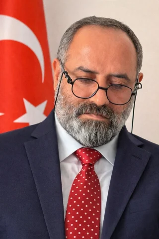 Anadolu İnternet Gazetecileri Federasyonu (AİGF) Genel Başkanı Arif Kurt, son